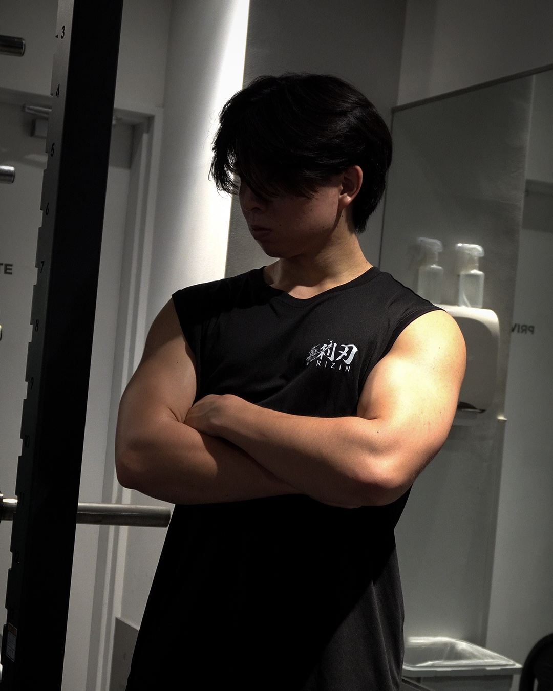 SLEEVELESS COMPETITOR TEE